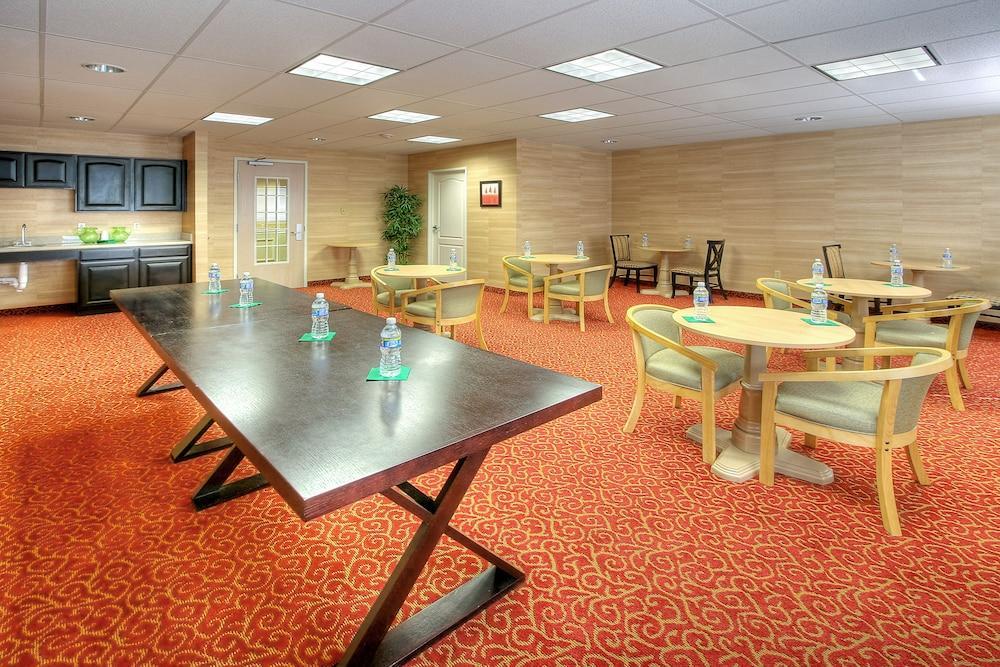 Holiday Inn Express And Suites - Tucumcari, An Ihg Hotel Exterior foto